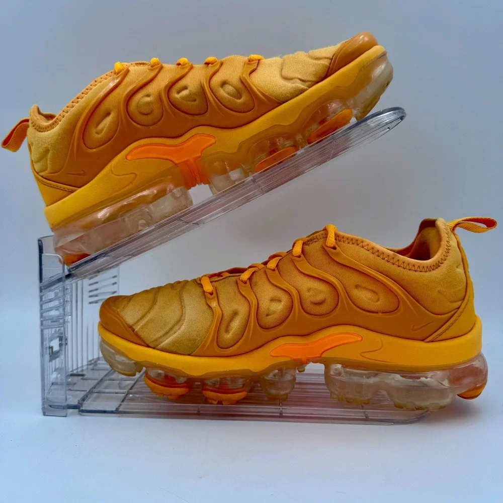 Nike Air VaporMax Plus Womens 7 University Gold Orange CW7011-800